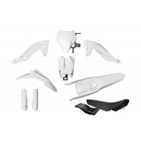 Rtech, Plastkit, Revolution ink sadel, SVART VIT